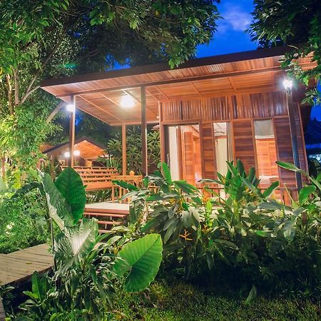 Отель Romyen House Ban Nong Nam Khan Экстерьер фото