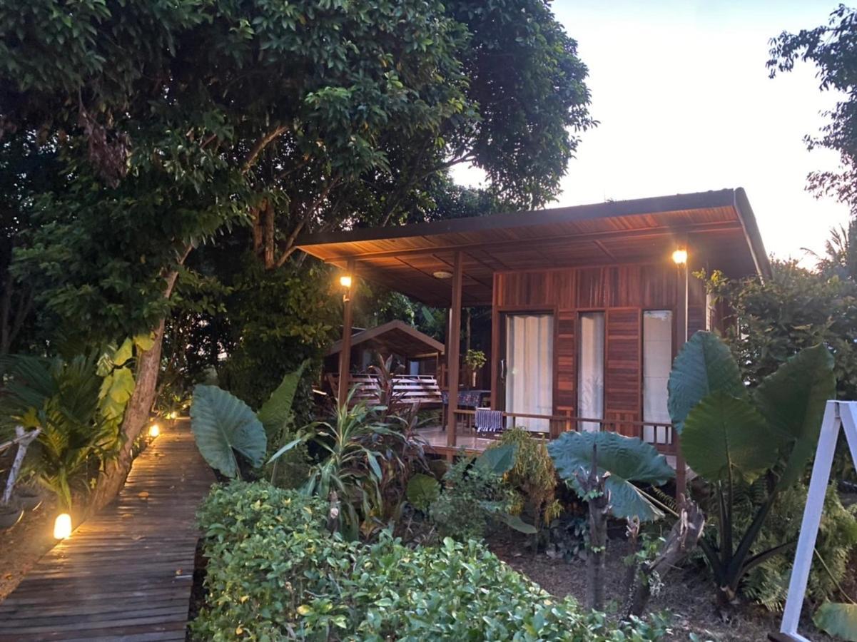 Отель Romyen House Ban Nong Nam Khan Экстерьер фото