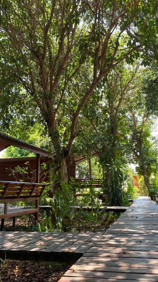 Отель Romyen House Ban Nong Nam Khan Экстерьер фото