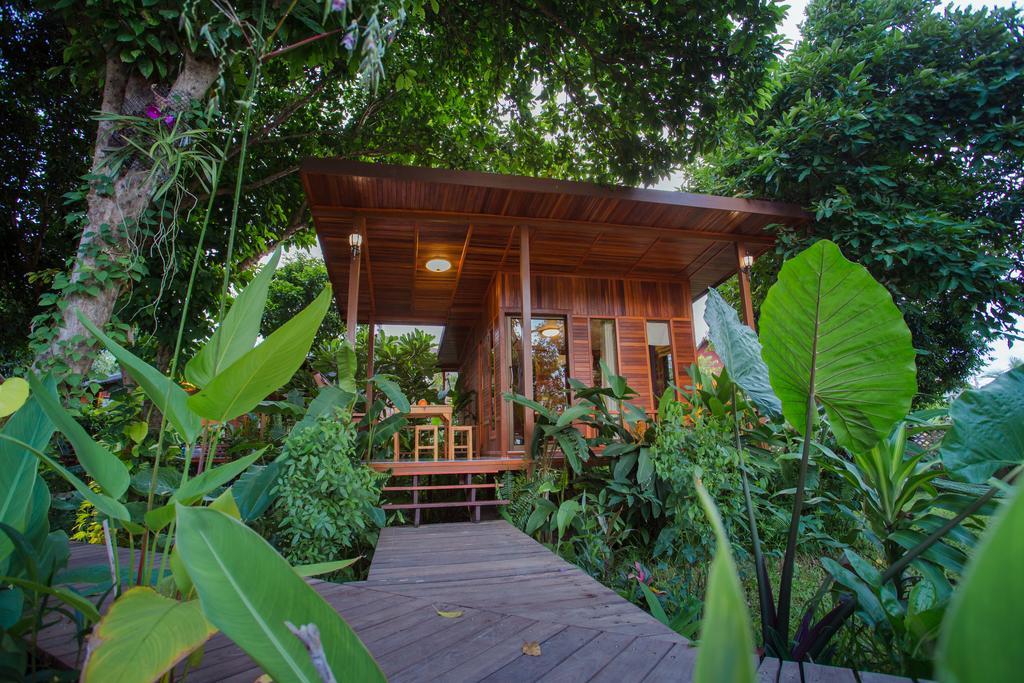 Отель Romyen House Ban Nong Nam Khan Экстерьер фото