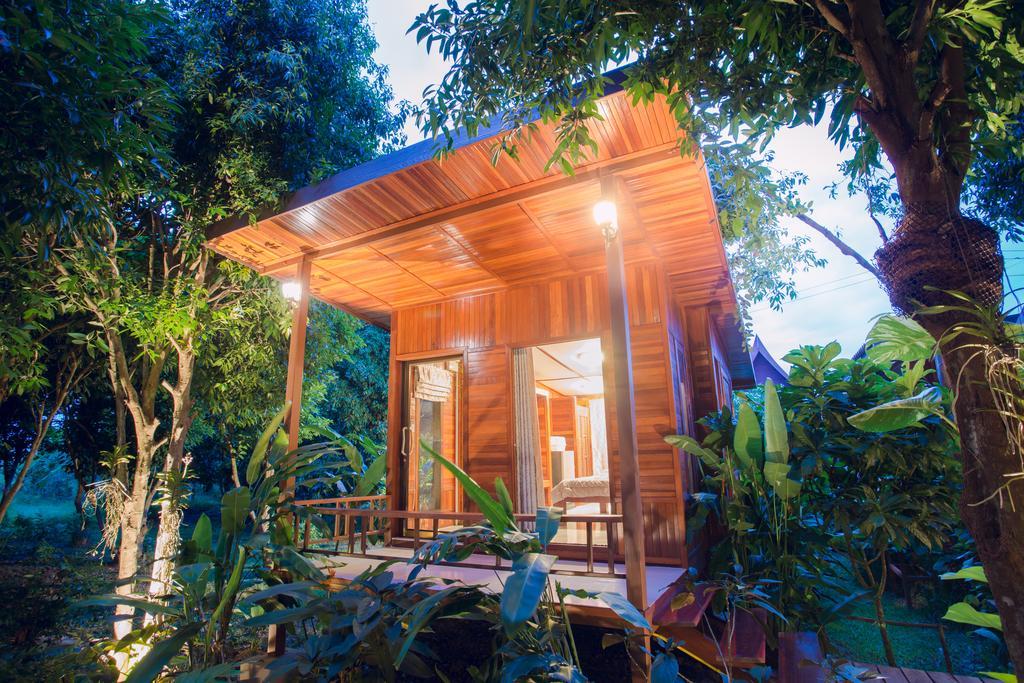 Отель Romyen House Ban Nong Nam Khan Экстерьер фото